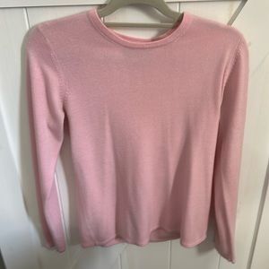 Women’s size small Basic Editions like new sweater